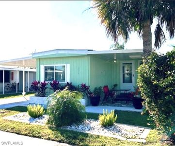 624 Vista Dr, North Fort Myers, FL, 33917