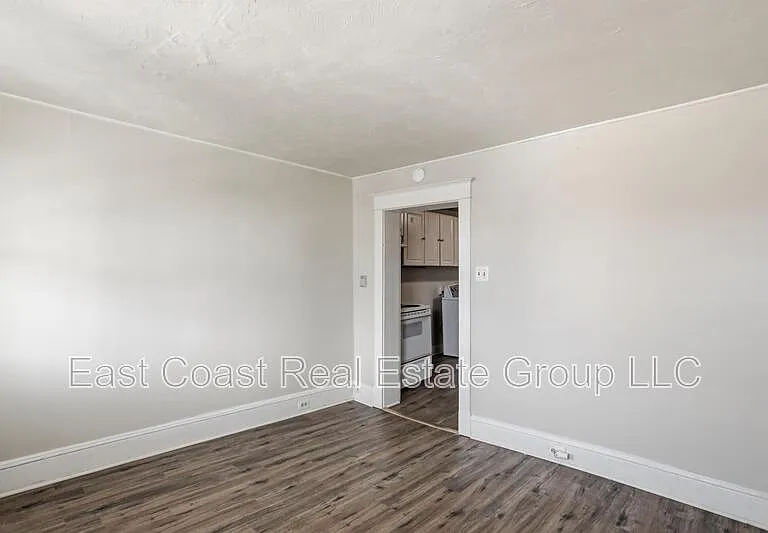 13 N Maryland Ave #2 — Photo 8