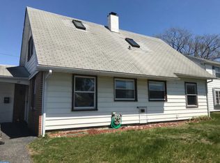43 Berkshire Ln, Willingboro, NJ 08046