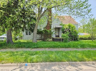 1448 Creighton Ave, Akron, OH 44310