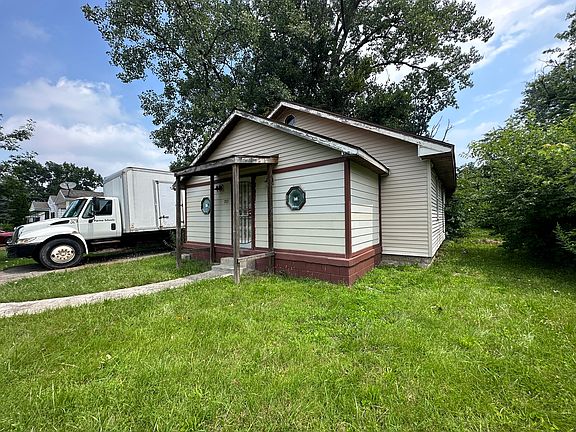 5th image of 3703 N Whittier Pl