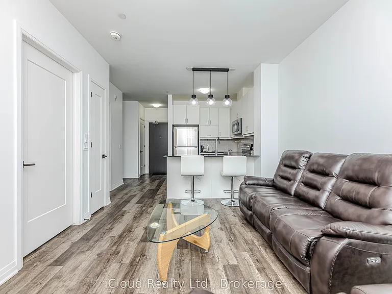 102 Grovewood Cmn #121 — Photo 23