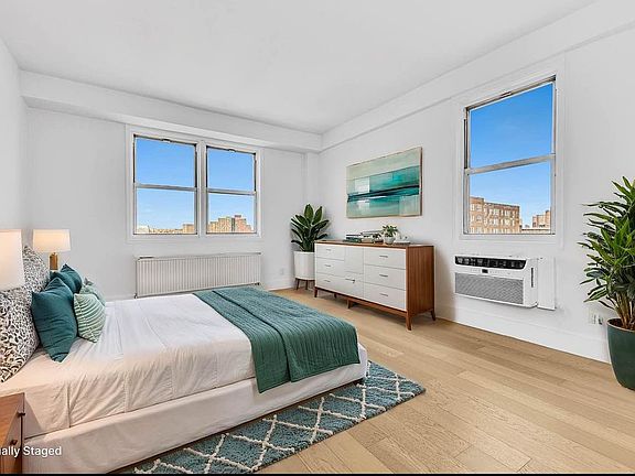 5th image of 2300 5th Ave APT 14S
