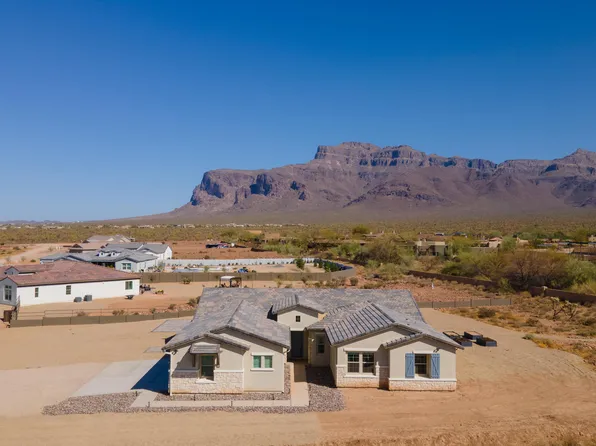 2775 S BAKER Drive, Apache Junction, AZ 85119