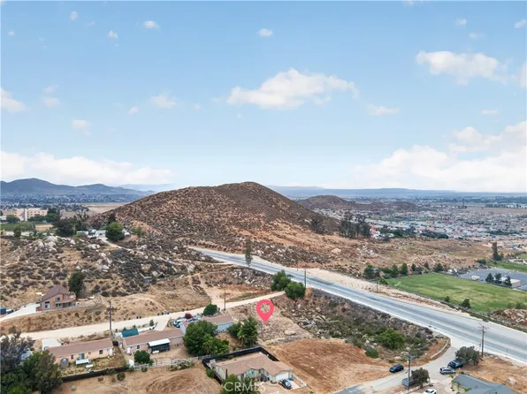27560 Summit St #51, Sun City, CA 92585