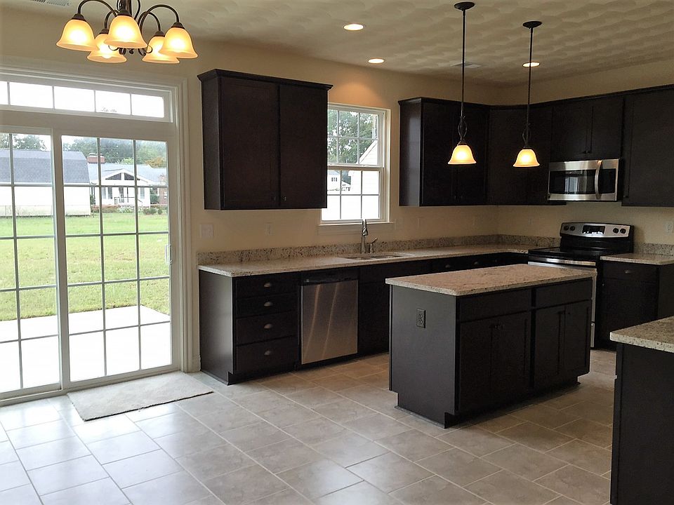 1st image of 206 Mayberry Ct