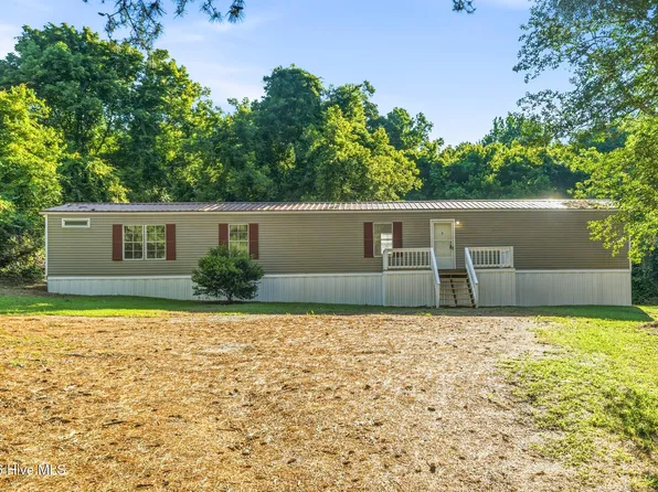 1216 Roberdel Road, Rockingham, NC 28379