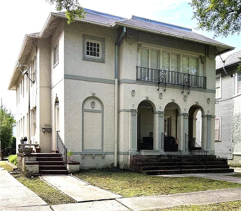 2836 Palmer Ave