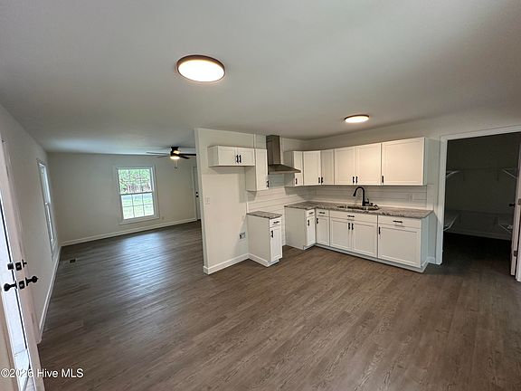 2nd image of 11140 Barnes Bridge Road