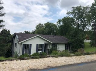 3034 McCoy Rd, Huntington, WV 25701