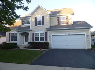 2528 Autumn Grove Cir, Aurora, IL 60504