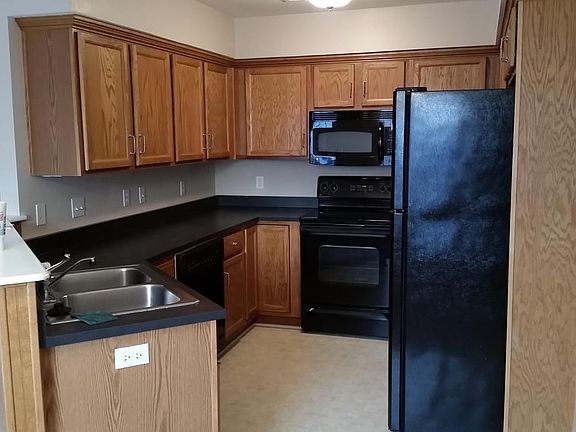 5th image of 468 Jurich Ct