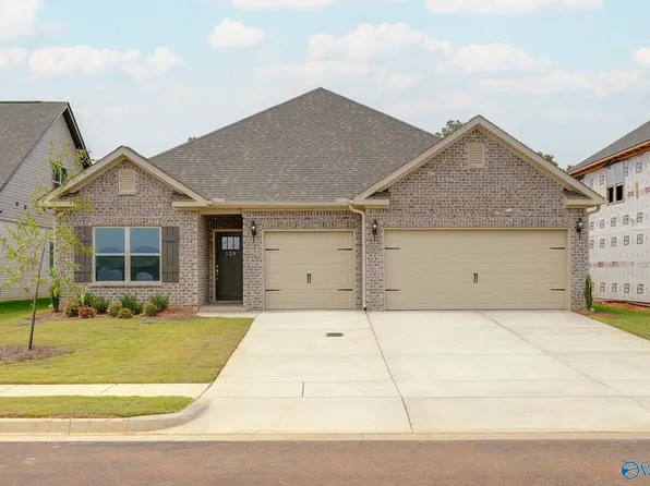 Cambridge Huffman St, Hazel Green, AL 35750