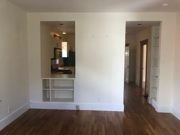 84 Eustis St #1, Somerville, MA 02143