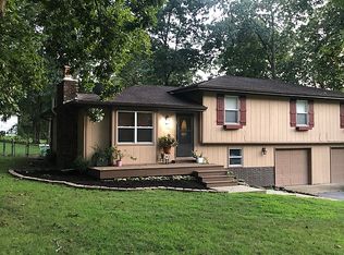 1456 W Crossland St, Ozark, MO 65721
