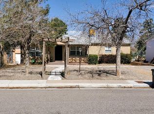 710 Solano Dr SE, Albuquerque, NM 87108
