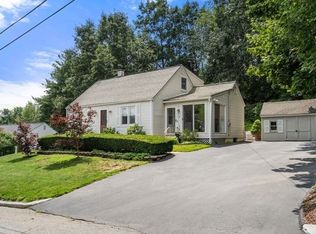 19 Scenic Dr, Worcester, MA 01602