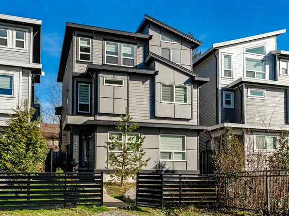 3409 Victoria Dr, Coquitlam, BC V3B 2V5