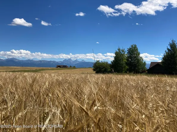 8630 W Ridge Rd, Tetonia, ID 83452