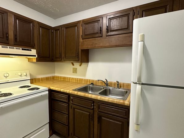 84 Palomino Dr #4, Weirton, WV 26062
