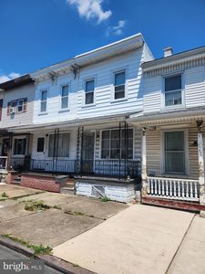 23 S Hickory St, Mount Carmel, PA, 17851