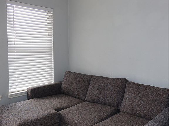 4th image of 2802 Nueces St APT 306