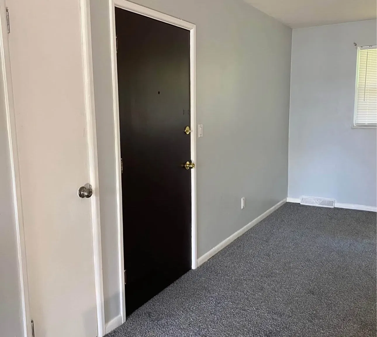 29 N Yorkshire Boulevard — Photo 3