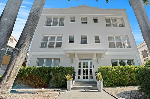 1027 Pennsylvania Ave #306 Photo 1