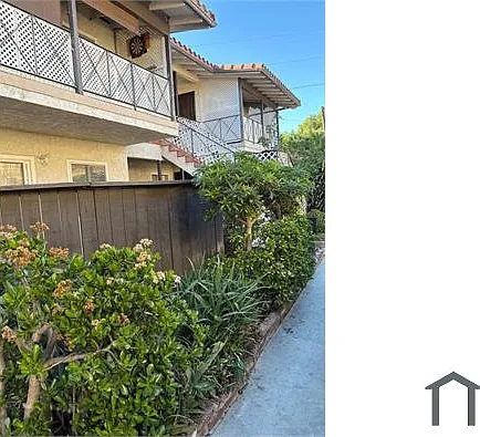 3768 Redondo Beach Blvd #B — Photo 3