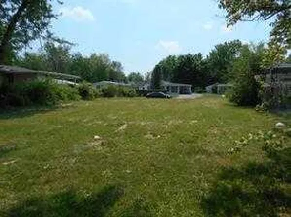 5021 Delaware Dr, Louisville, KY 40218