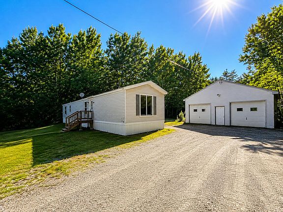 2nd image of 209 Franklin Road