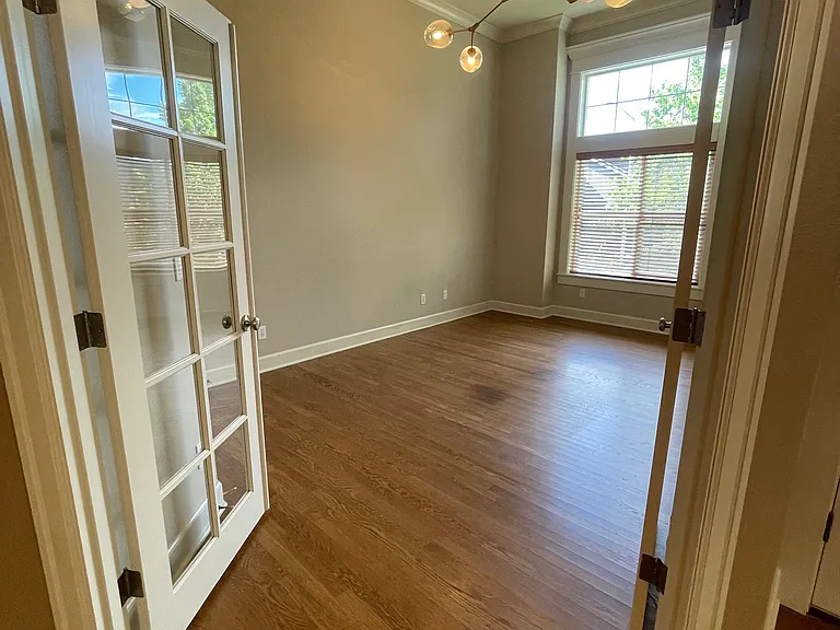 10964 NW Malia Ln — Photo 12