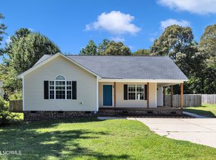 414 Madison Ave, Princeton, NC 27569