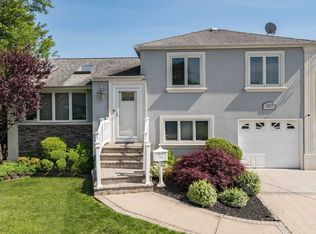2458 Marie Ct, Bellmore, NY 11710
