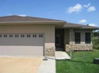 1518 Golden Aspen Dr, Ames, IA 50010