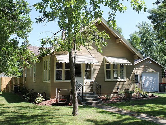 2nd image of 317 S Douglas Ave