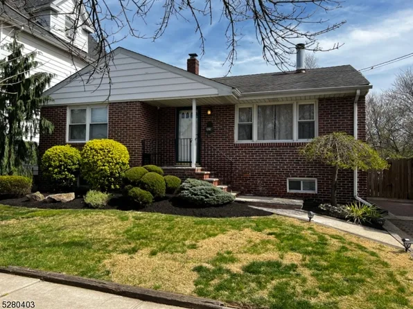 105 W 11Th St, Linden City, NJ 07036