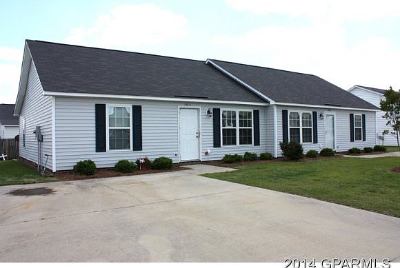 2nd image of 1121 A Masters Ln