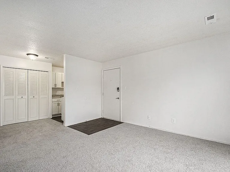 Normandy Village Apartments — Photo 53