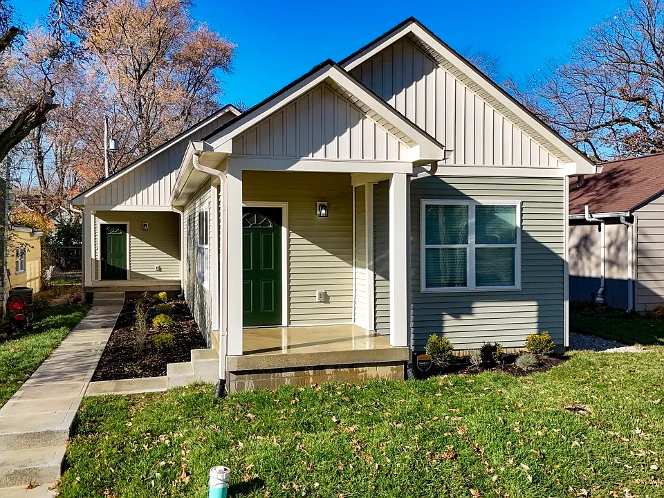 4448 Evanston Ave #2
