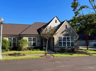 1368 Calumet Farms Dr #18, Collierville, TN 38017