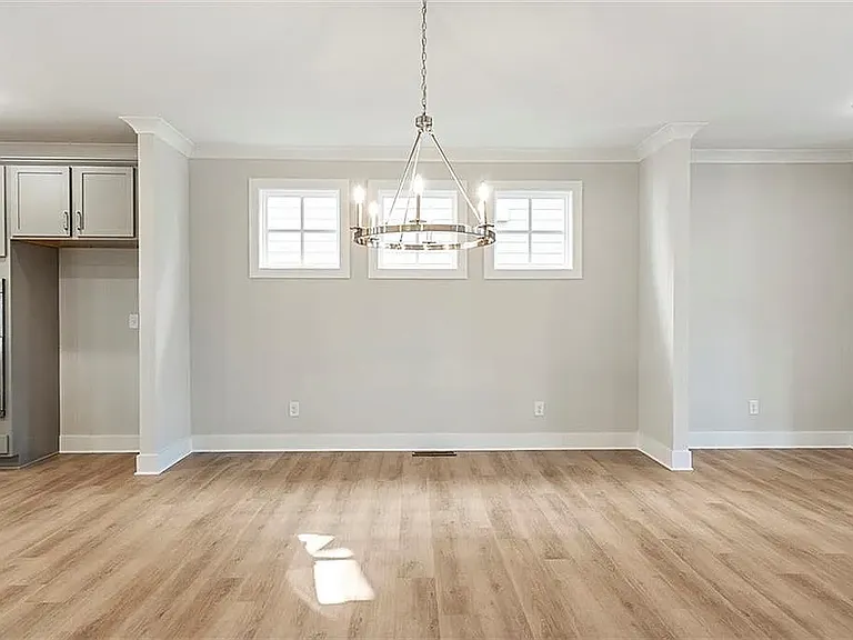 160 Palm St — Photo 5