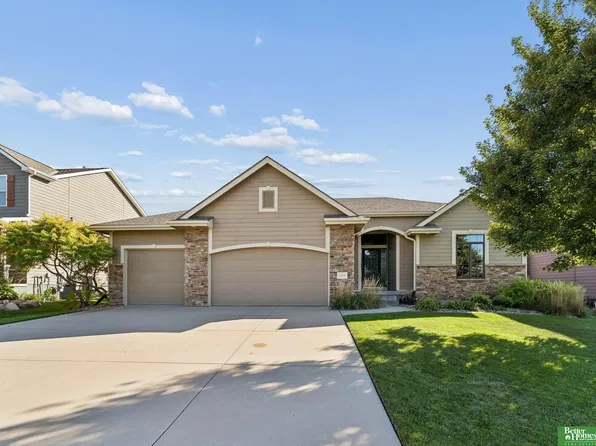 17209 Chutney Dr, Omaha, NE 68136