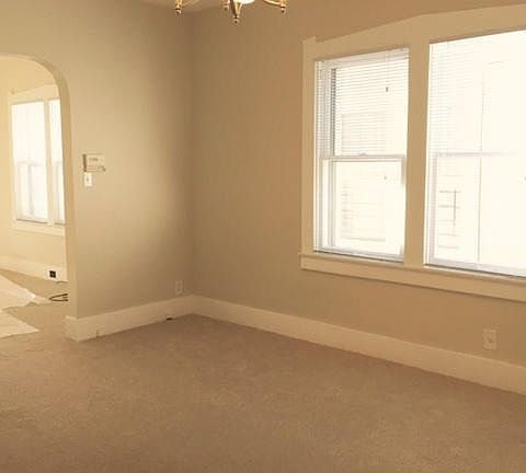 3rd image of 102 S Longworth Ave