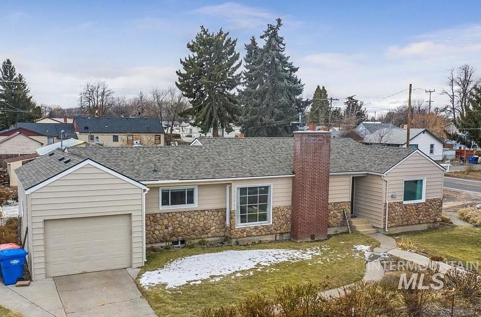 359 Orchalara Ave Twin Falls Id 83301 Zillow