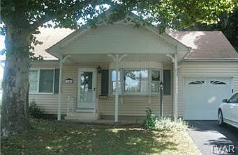 2nd image of 3081 Clearview St