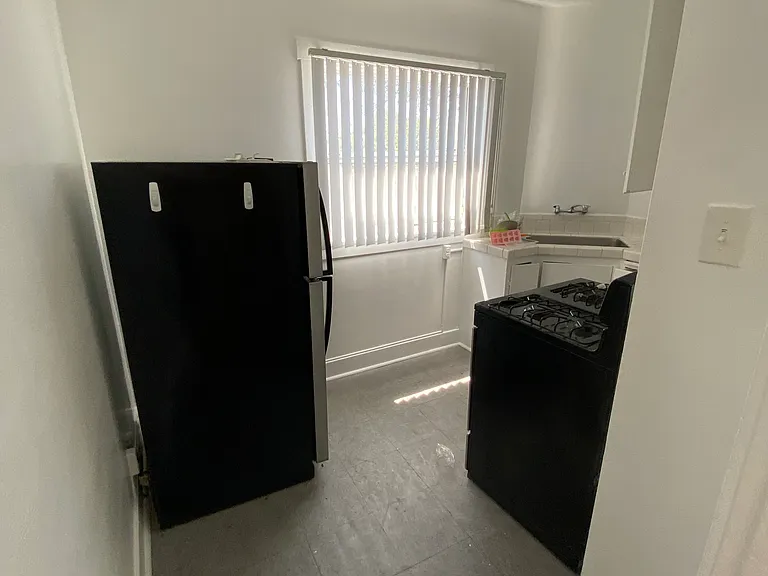 3620 Santa Fe Ave #15 — Photo 13