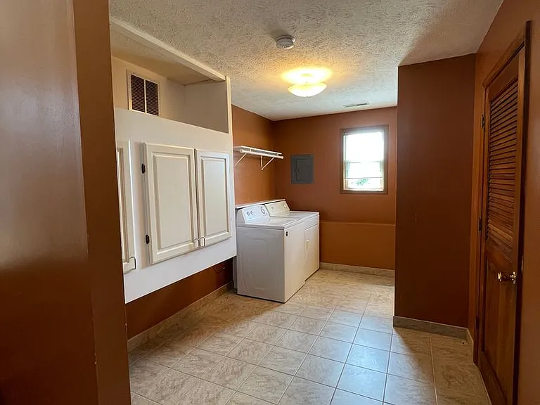 1711 Rockingham Dr #A — Photo 11