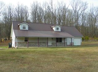 10965 E Dobson Rd, Bloomfield, IN 47424