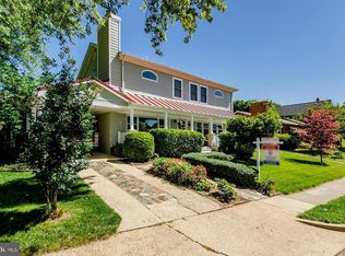 6419 28th St N, Arlington, VA 22207